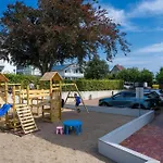 -terrasse Mit Meerblick, Sauna, Fitness - Seeadler * 사스니츠